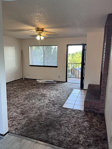 404 Rainbow Ct SE #A Photo 1