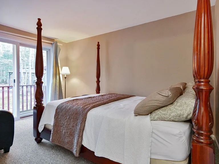 103 Washington Rd — Photo 10