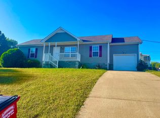 1368 William Suiters Ln, Clarksville, TN 37042