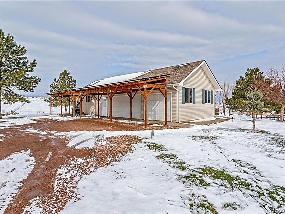 2nd image of 43177 Saddlehorn Dr