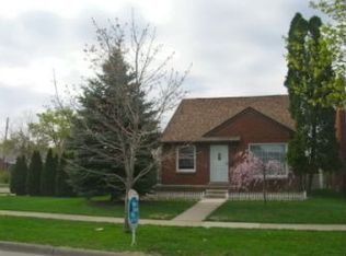 15711 Moore Ave, Allen Park, MI 48101