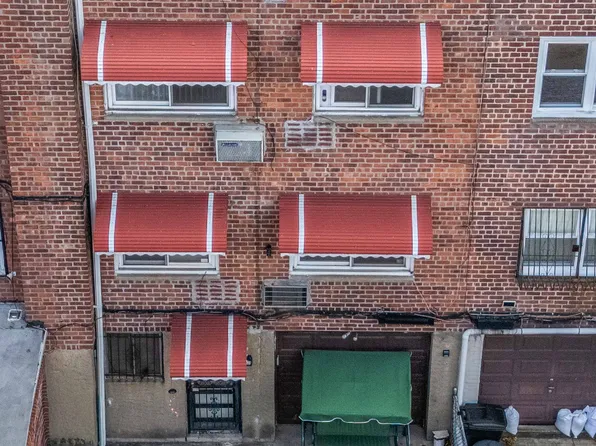 601 East 86th Street image 19 of 19