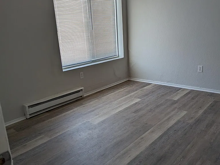 1615 Nottingham Ave #101 — Photo 7