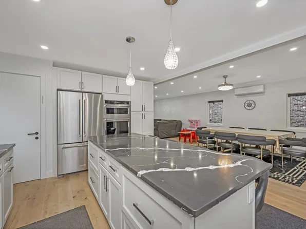 206-15 Richland Avenue image 20 of 37