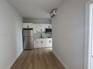 2425 SW 6th St #11, Miami, FL 33135