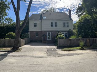 48 Bow Rd, Newton, MA 02459