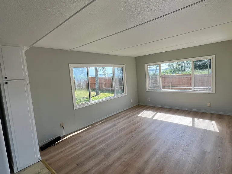 132 Stringtown Rd #3 — Photo 2