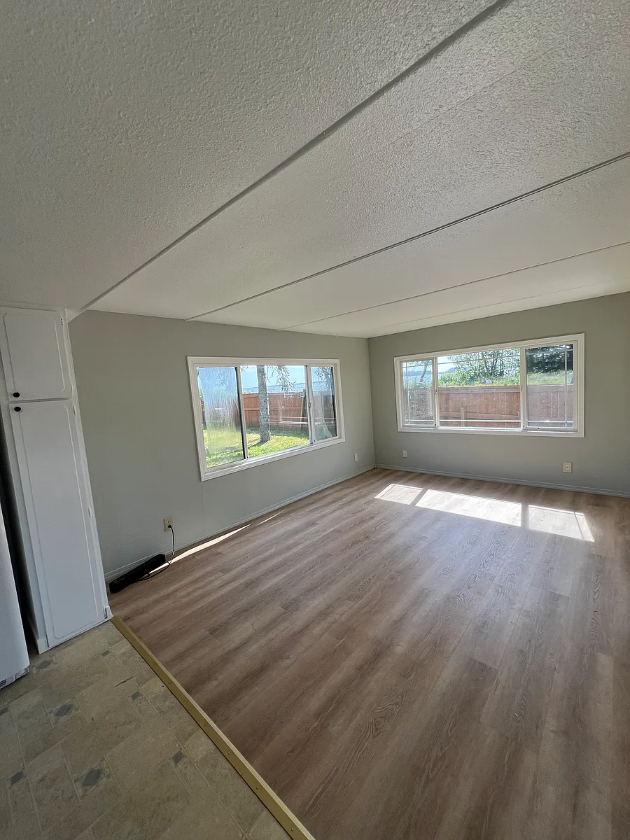 Building Photo - 132 Stringtown Rd #3