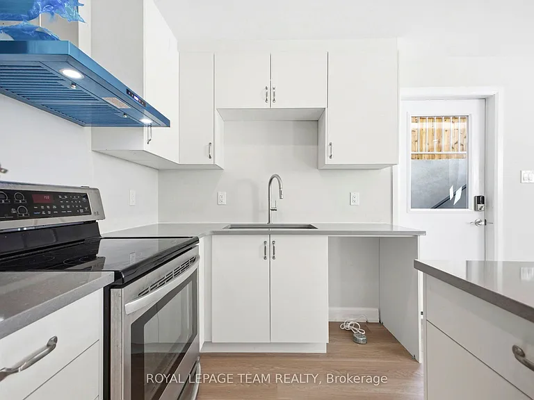 7 Gwynne Ave #B — Photo 9