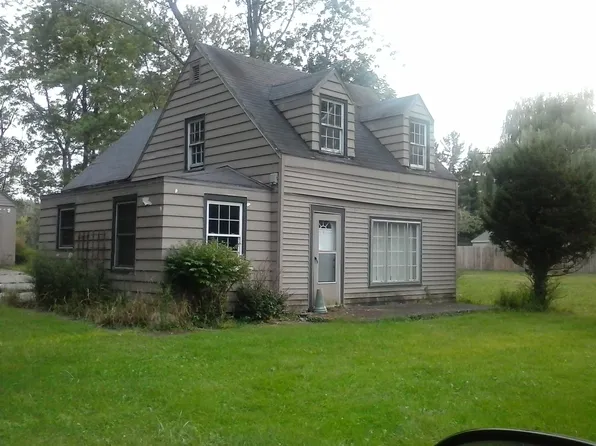 17215 W Holmes Rd, Lansing, MI 48910