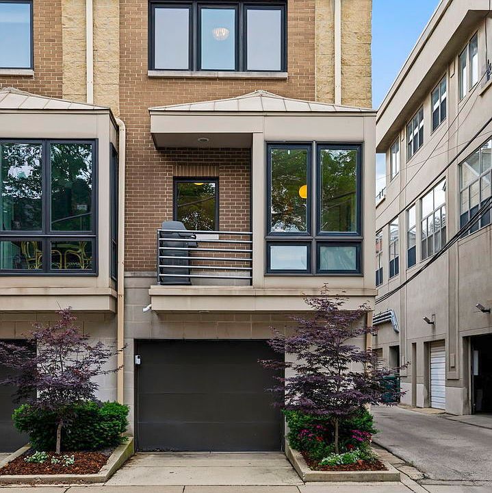 1st image of 2740 N Wayne Ave #C