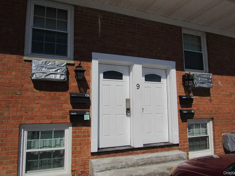 9 Alpine Dr #D — Photo 17