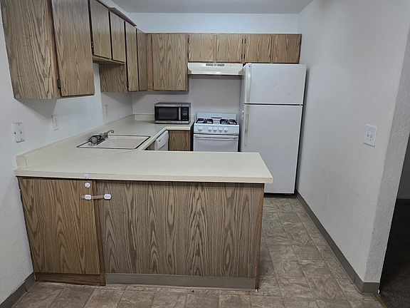 4th image of 129 Garfield St #54