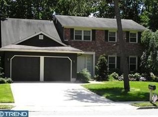 312 Candlewood Ln, Mount Laurel, NJ 08054