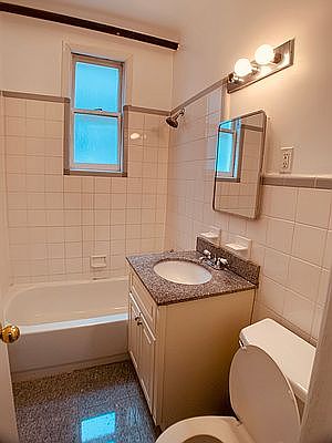 4th image of 25-55 33rd St #2R