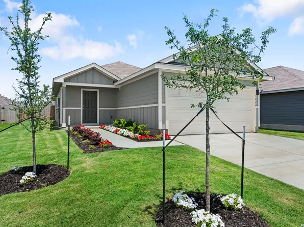 1022 Bold Run, Seguin, TX 78155