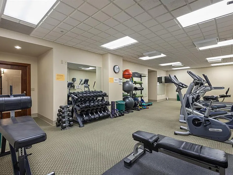 360 W Washington Ave #1001 — Photo 36