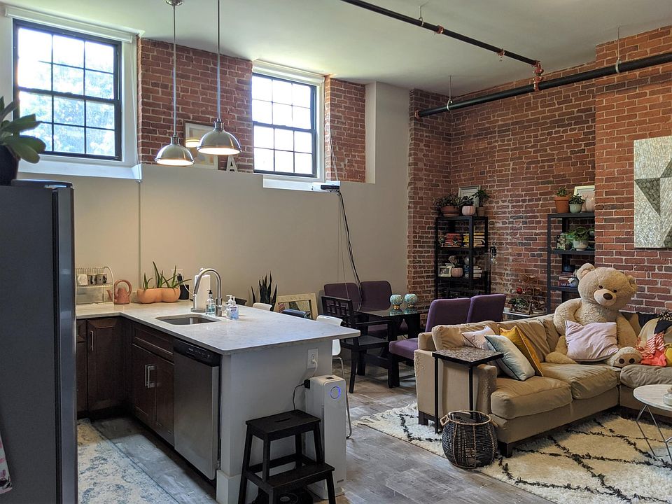 155 Ararat St Worcester, MA, 01606 Apartments for Rent Zillow