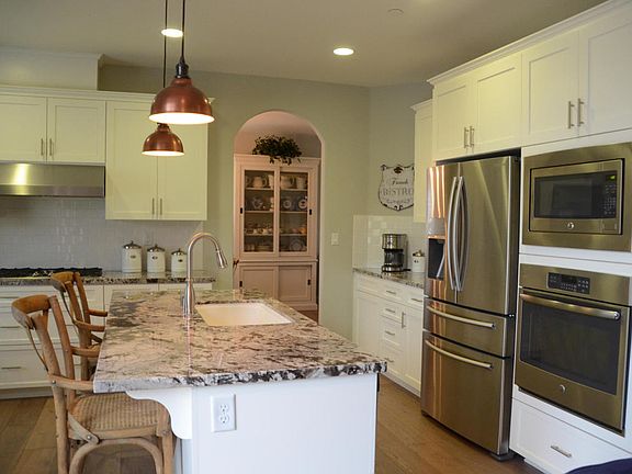 2nd image of 1246 Olesen Dr
