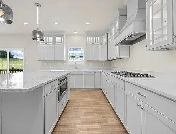 1024 Miremont Dr — Photo 9