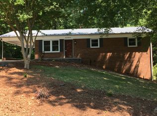 1235 Shannonbrook Dr, Newton, NC 28658