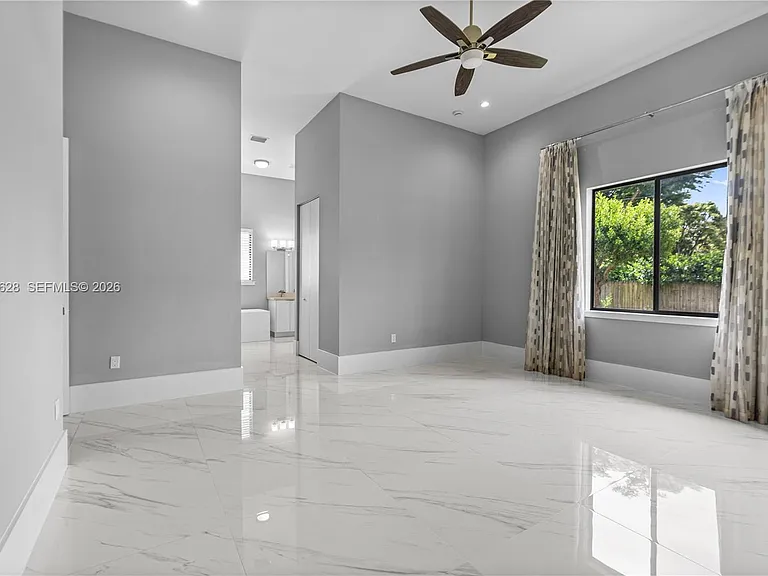 9340 SW 177th St — Photo 25