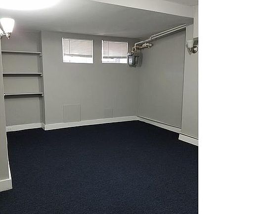 5th image of 1099 N Kenwood Ave