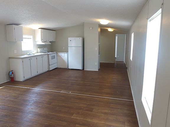3rd image of 3535 Roberts Ave Lot 310