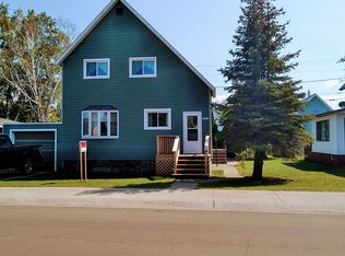 56562 Rockland St, Calumet, MI 49913