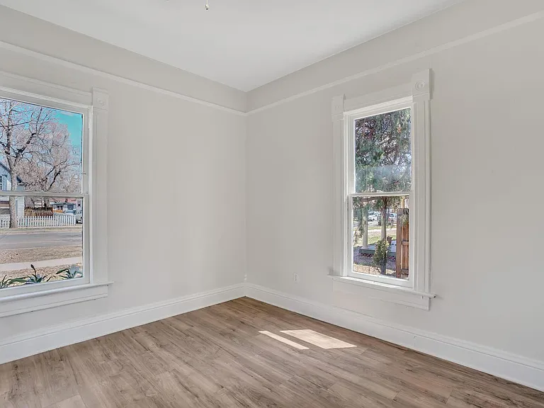 1519 W Cucharras St — Photo 22