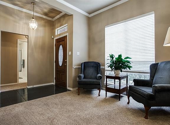4th image of 4021 Brookway Dr