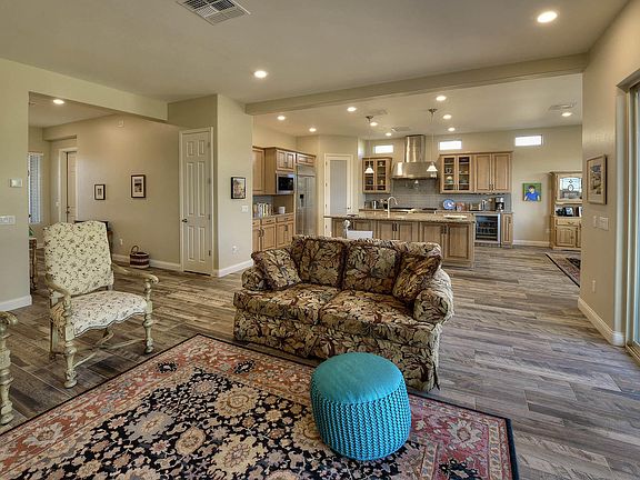 4th image of 14334 N Whitehorn Pl
