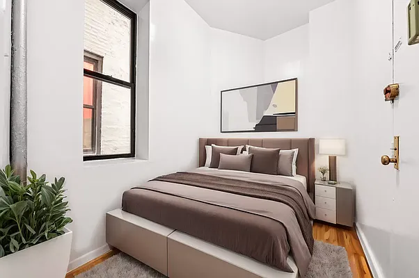 Rented by REAL New York | media 3