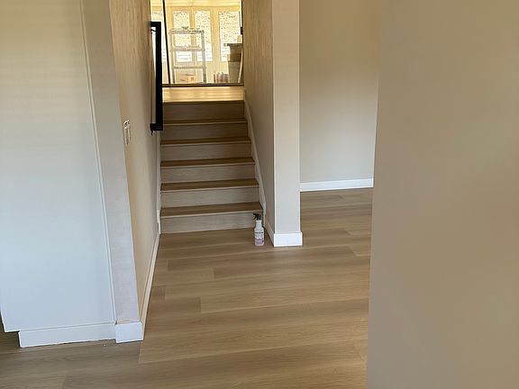 2nd image of 469 E View Dr