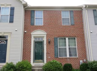 7 Turnbrook Ct, Parkville, MD 21234