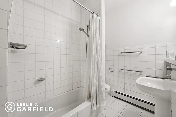 Rented by Leslie J. Garfield | media 15