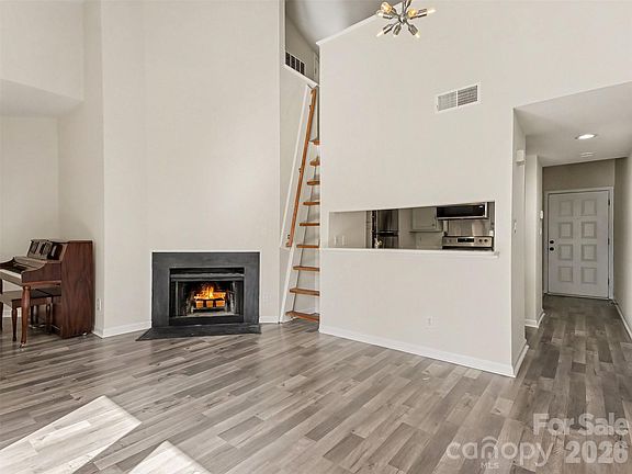 3rd image of 306 S Cedar St Unit 10