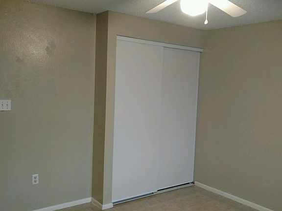 3rd image of 5931 W Cypress St