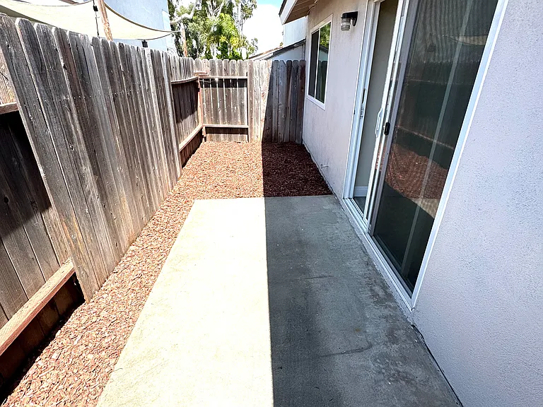 8231 Ellis Ave — Photo 19