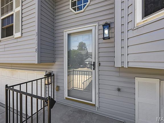 4th image of 3138 Five Oaks Dr