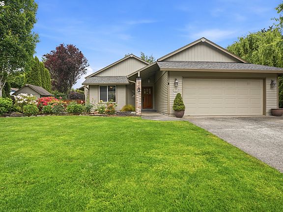 2nd image of 15014 SE Meadow Park Dr
