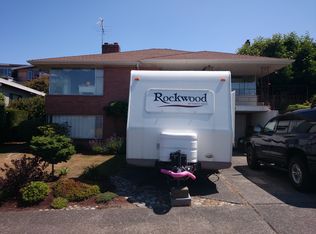 3818 56th Ave SW, Seattle, WA 98116