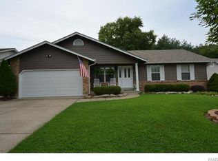 6 Chase Ct, Lake Saint Louis, MO 63367