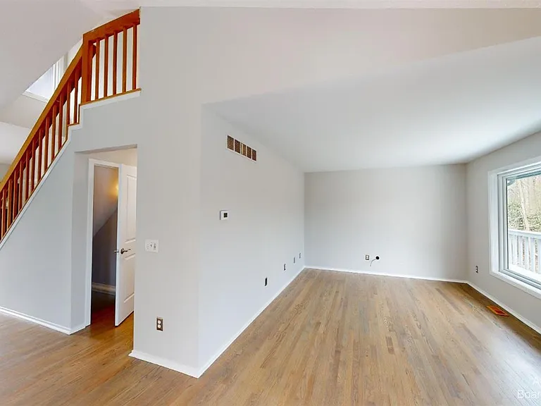 1280 Sunset Rd — Photo 14