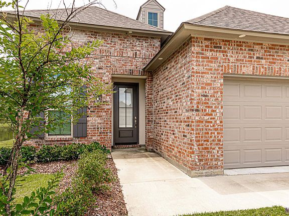 2nd image of 10428 Belle Isle Dr