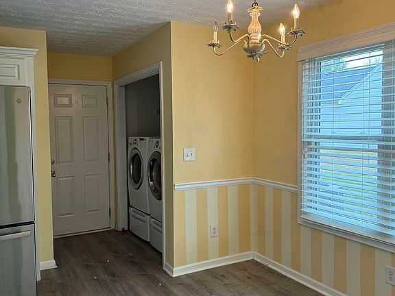 5th image of 301 Creekdale Dr
