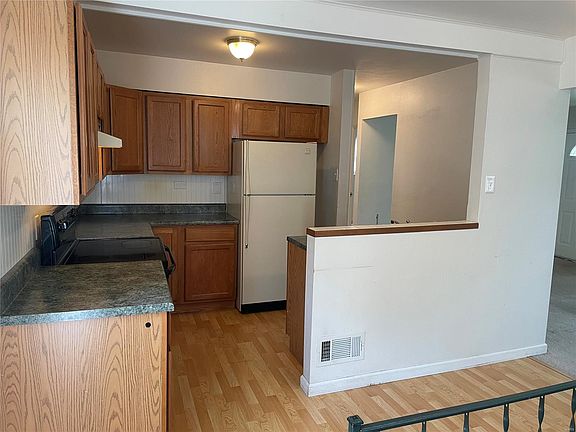 4th image of 3512 High Dr