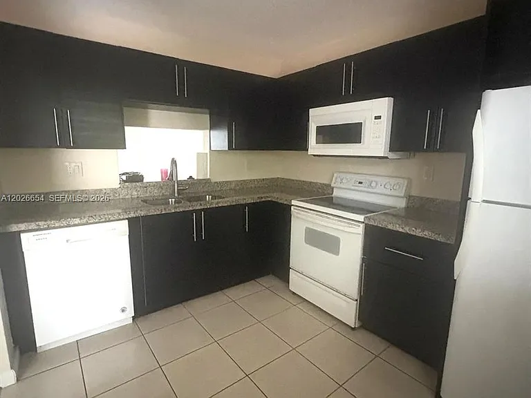 4174 Inverrary Dr #903 — Photo 35