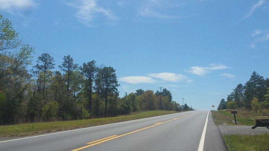 2nd image of 6271 Highway 41