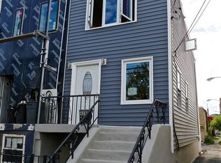 429 1/2 Monmouth St, Jersey City, NJ 07302